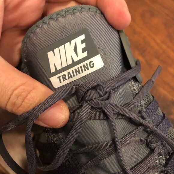 NIKE free training athletic running shoes sneakers women 10 / men 8.5 gray - Picture 2 of 7